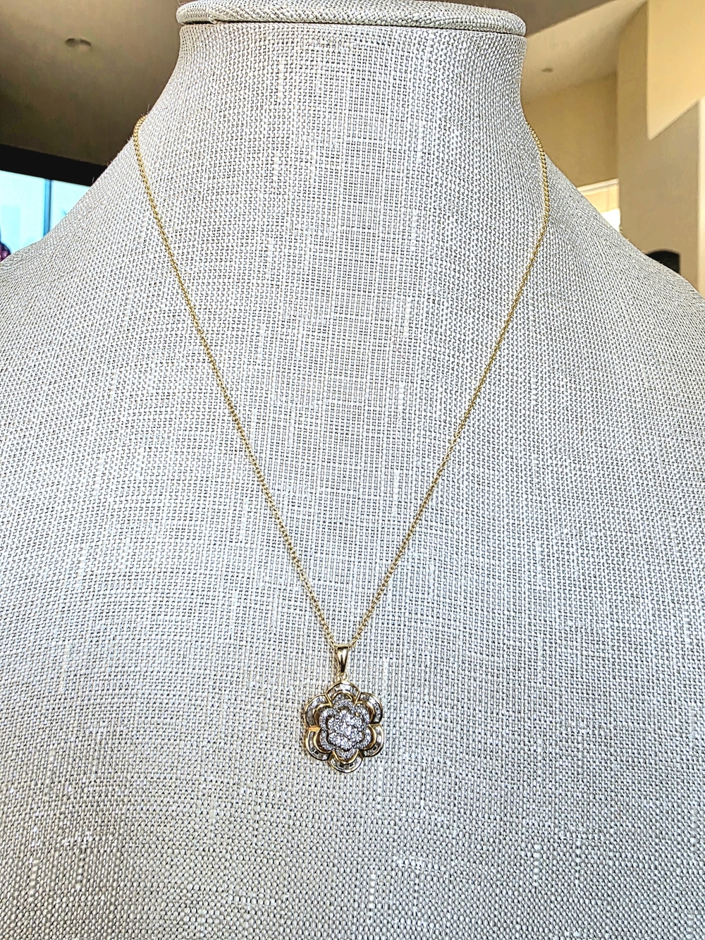 925 Sterling Silver Two-Tone Gold Plated 3D Tiered Camellia Flower Cluster Penda